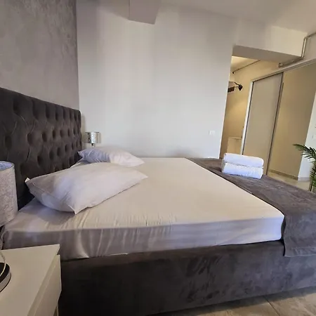 Stunning Luxury Stefan Promenada Prima Linie La Mare Năvodari
