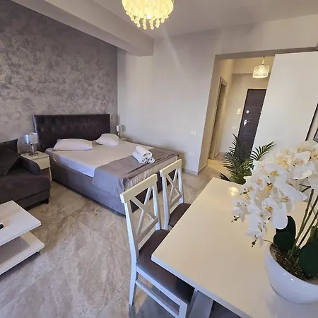 Lägenhet Stunning Luxury Stefan Promenada Prima Linie La Mare