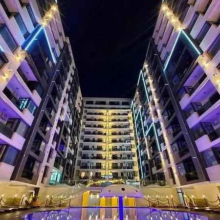Lägenhet Stunning Luxury Stefan Promenada Prima Linie La Mare *
