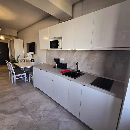 Stunning Luxury Stefan Promenada Prima Linie La Mare Lägenhet Năvodari